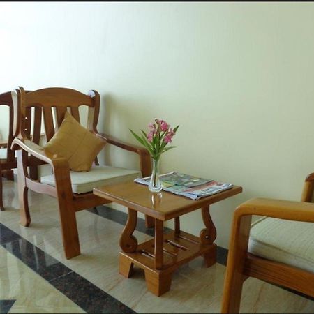 Apex Hotel Naypyidaw Esterno foto