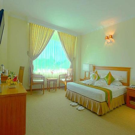 Apex Hotel Naypyidaw Esterno foto