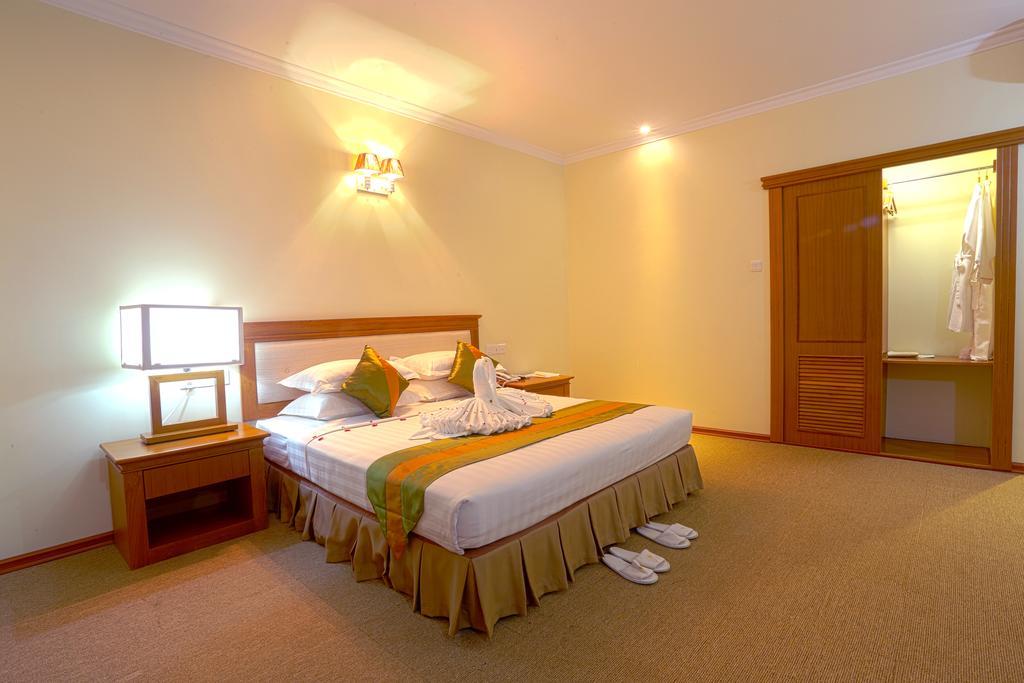 Apex Hotel Naypyidaw Esterno foto