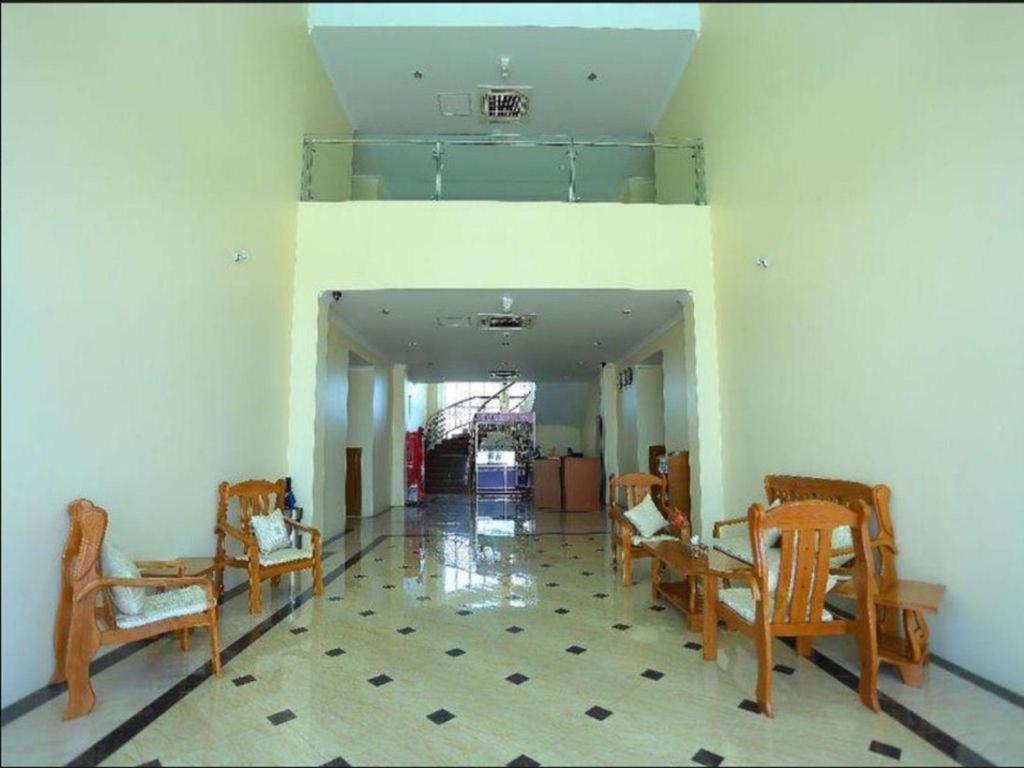 Apex Hotel Naypyidaw Esterno foto