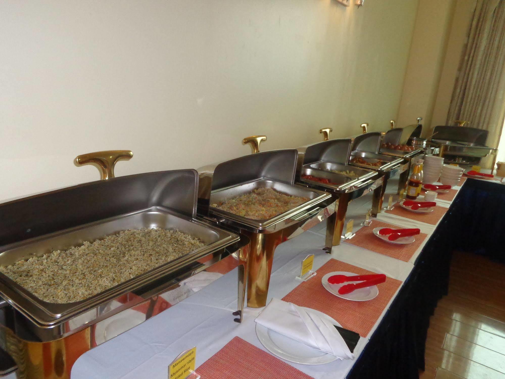 Apex Hotel Naypyidaw Esterno foto